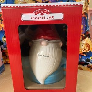 Cookie jar